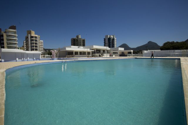 Areá das piscinas – Foto de Sesc Caiobá - Centro de Turismo e